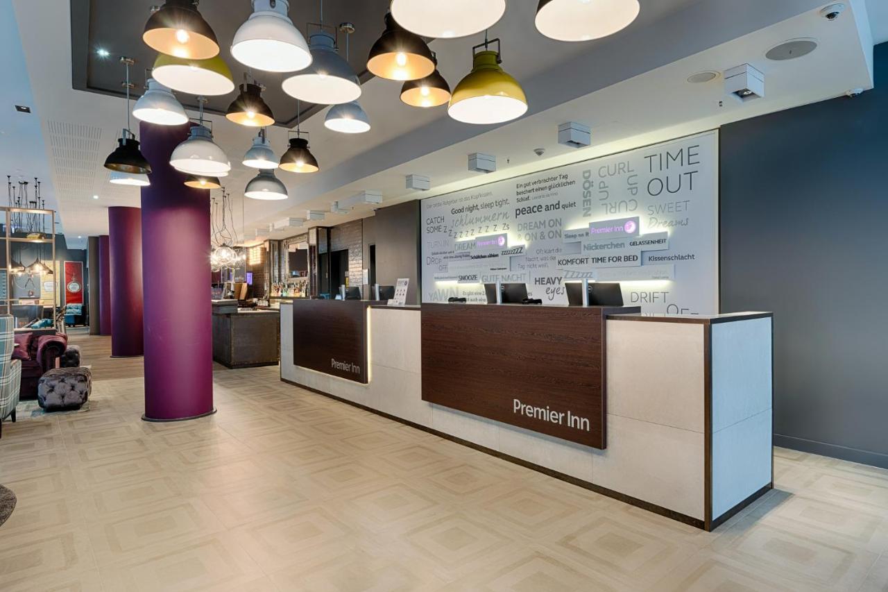 Premier Inn Berlin Alexanderplatz Ngoại thất bức ảnh